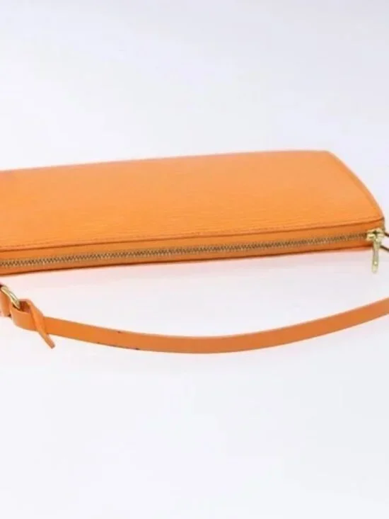 LOUIS VUITTON Epi Pochette Accessoires Pouch Orange Mandarin M5294H Auth 141495A - Picture 7 of 16